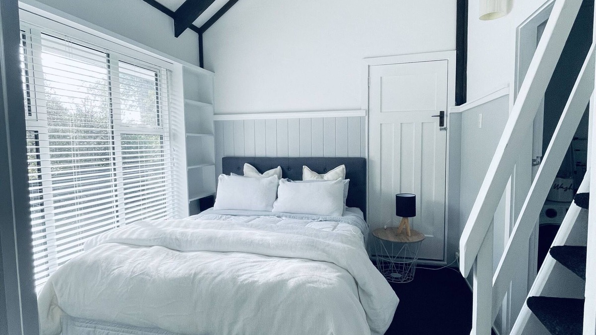 Silverstream Cottage | Experience Heritage, Live Modern