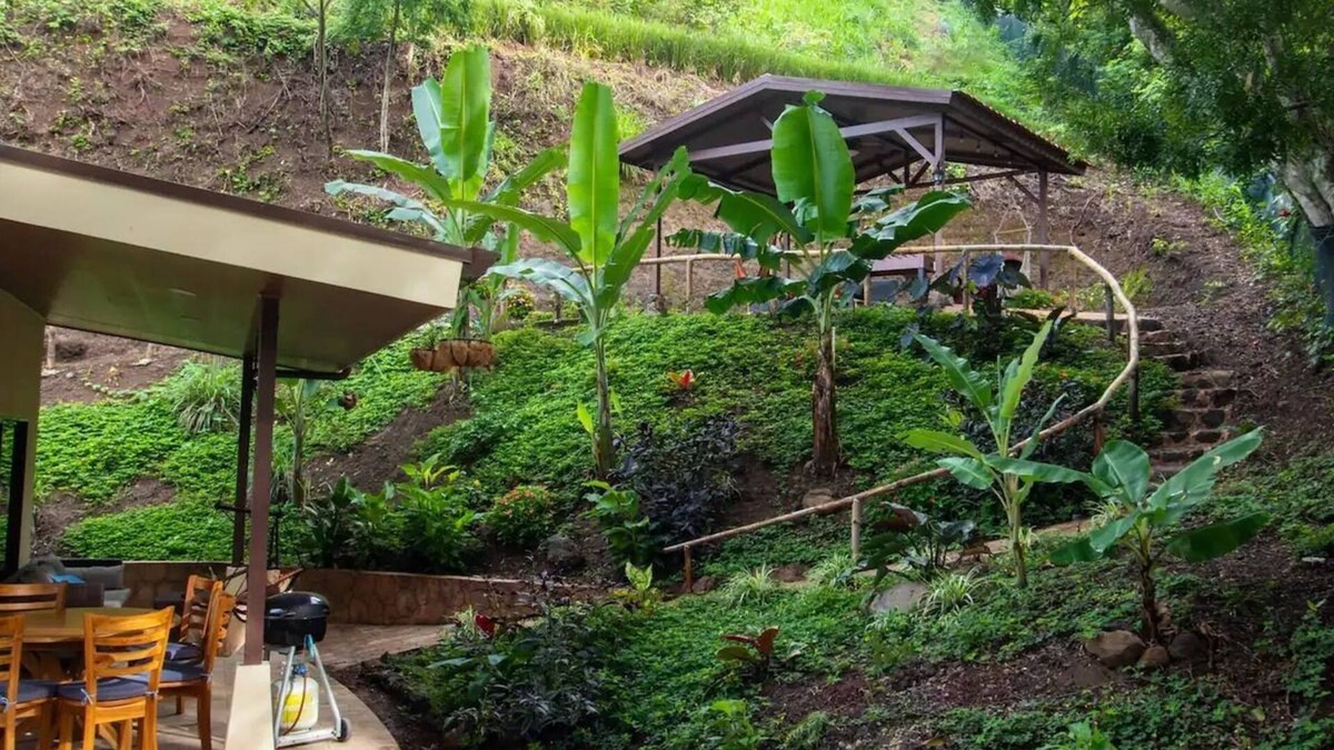 Concepcion House | Experience "La Buena Vida" Peace, beauty, comfort in our private guesthouse