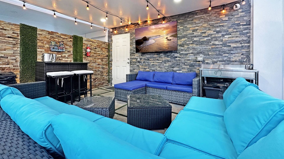 Naranja Apartment | Experience Luna Sky! 65" TV Bar BBQ go FL Keys
