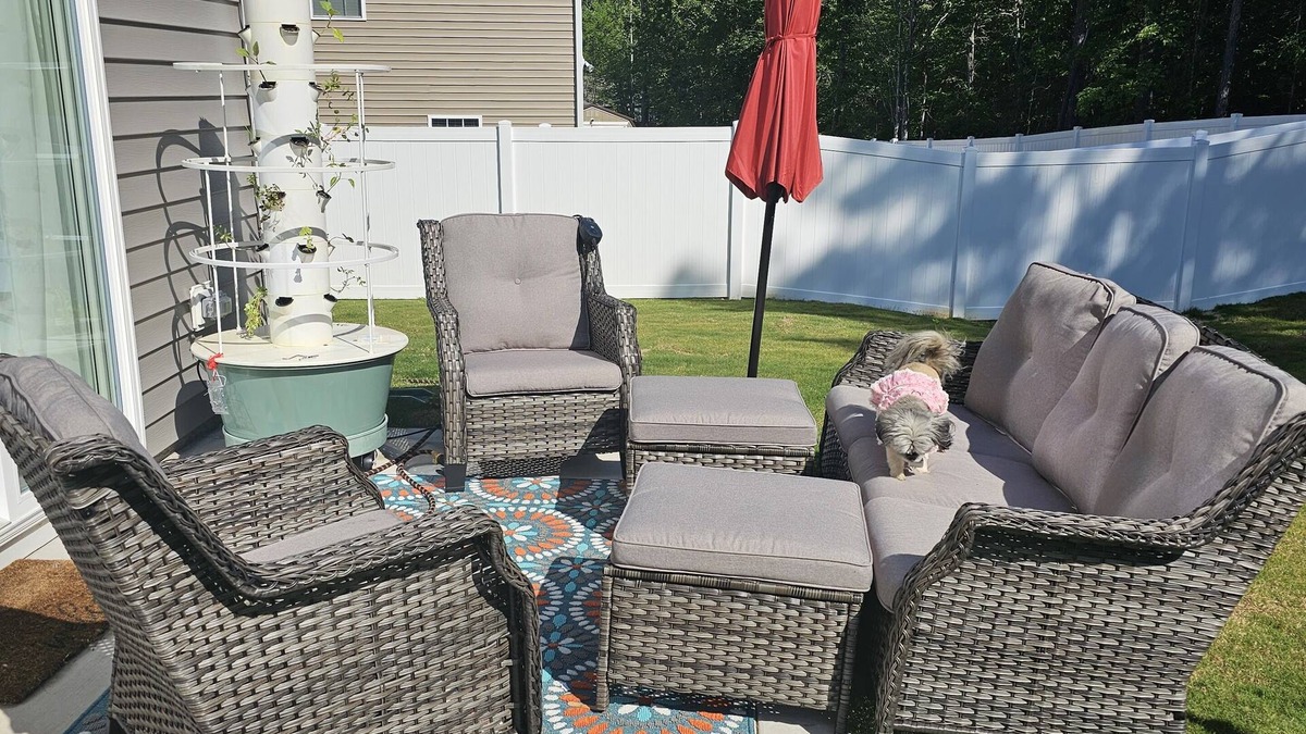 Carthage House | "Experience Luxury at our 5-bdrm getaway. Just a 15 Minute Drive to the Greens"