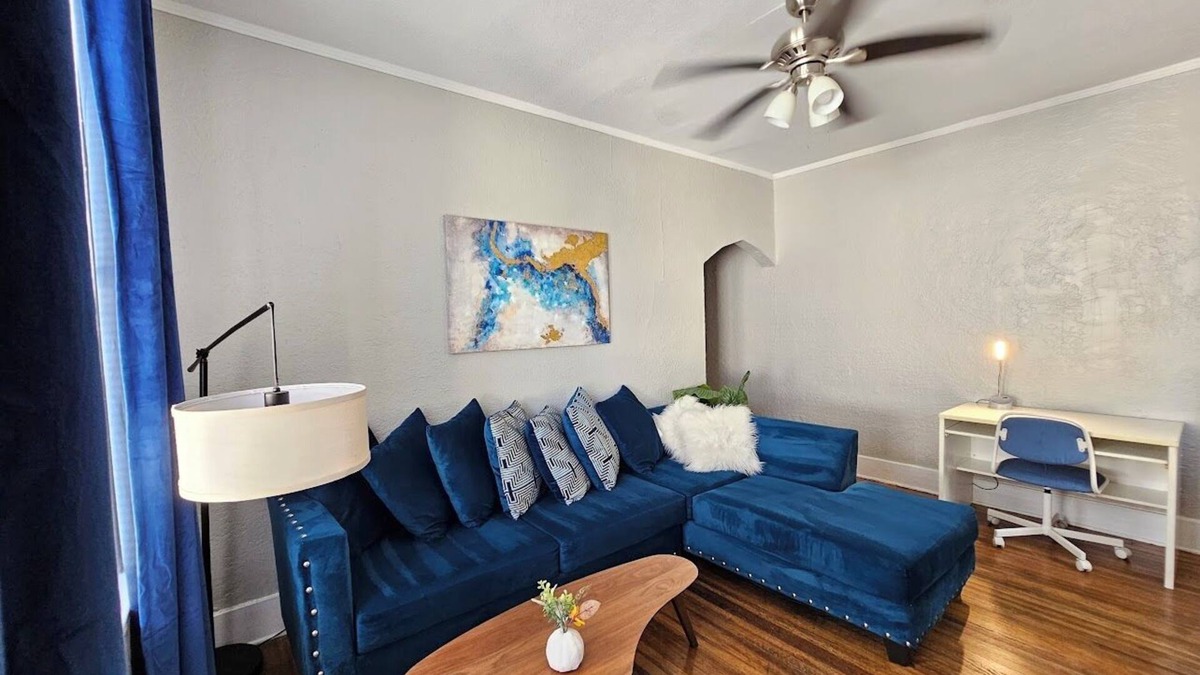 Vollintine-Evergreen House | Experience Memphis charm near Beale St 5 min drive