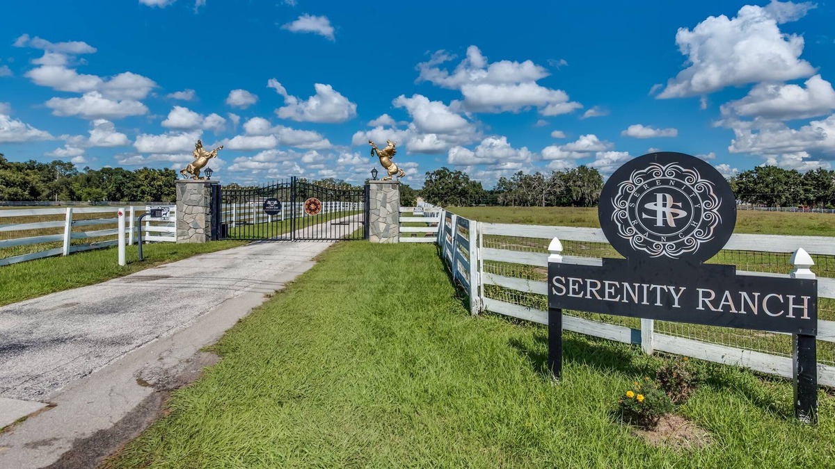 Fairvilla Other | Experience Serenity and Entertainment at Our Luxurious Mansion