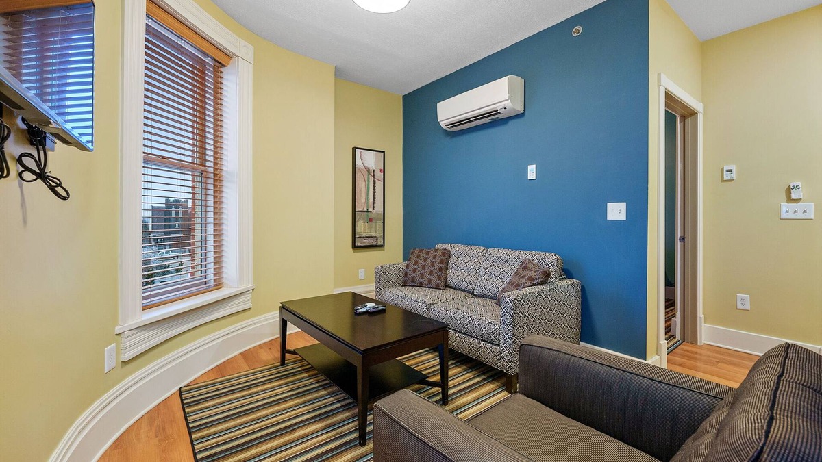 St. Clairsville House | Experience the ease of Condo Living situated in close proximity to Wheeling 304