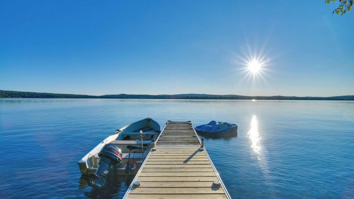 Smithfield Cabin | Experience the magic of Misty Shores at North Pond in Smithfield Maine!