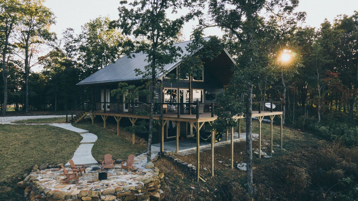 Jasper Cabin | Experience the most stunning views the Ozarks have to offer