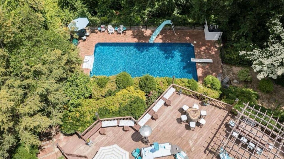 Melville House | Experience the Ryder Cup in Style – Luxury 5-Bdrm Retreat 12 Min from the Course
