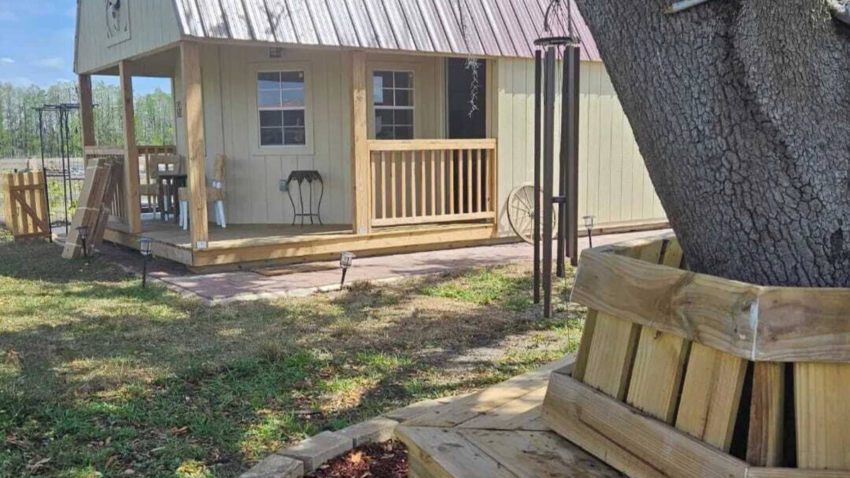 Groveland Other | Experience the simple life in our charming Mini Farm/Cottage house for rent.n