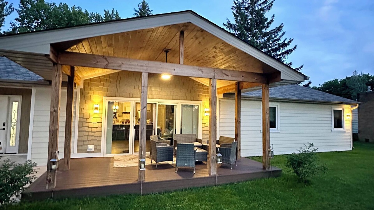 Benton Harbor House | Experience the Ultimate Getaway at Our Stunning Riverfront Property!