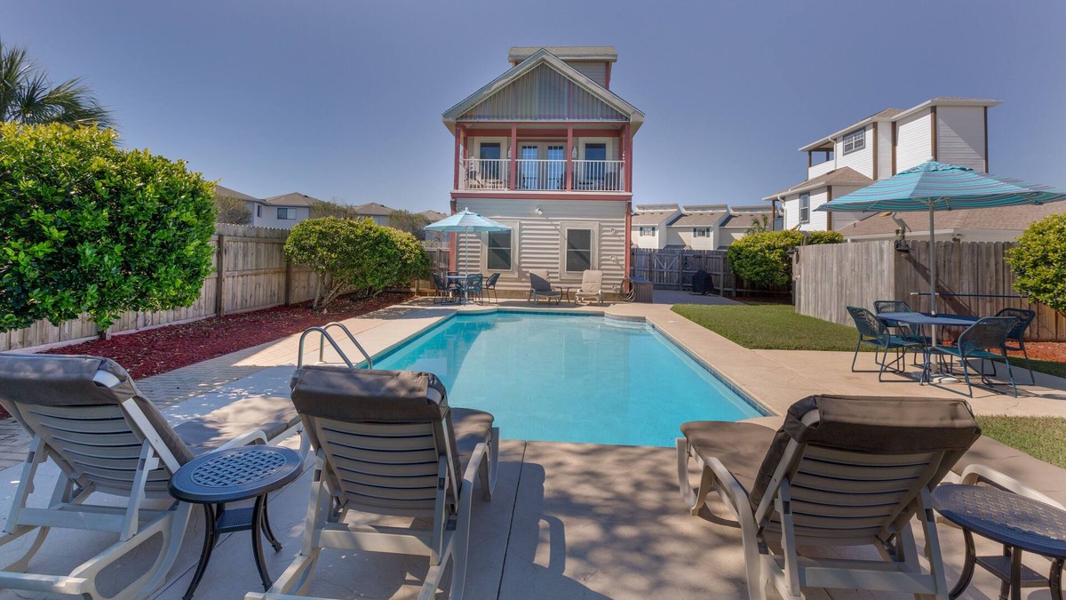 Miramar Beach House | Experience tranquility steps away from Miramar Beach