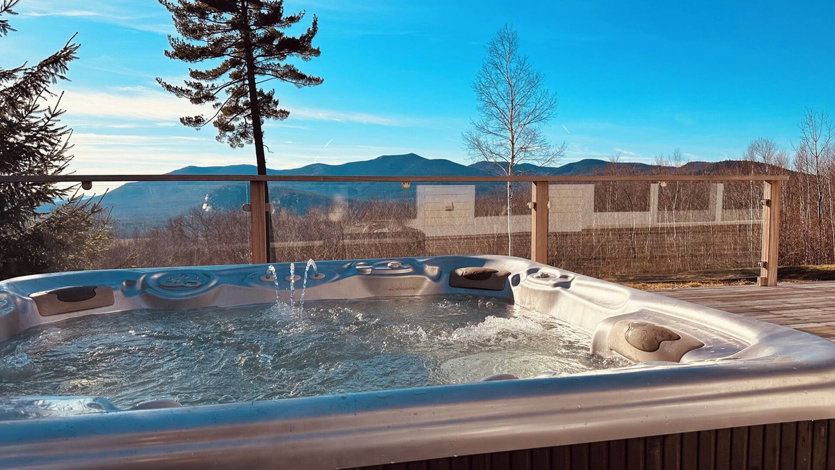 Intervale House | Experience tranquility in the White Mountains, incredible views await.