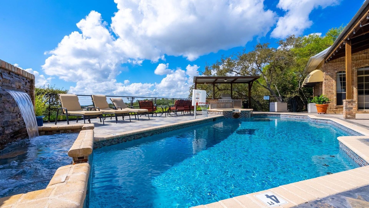 Helotes House | Experience Vista Grande: 4600 sq ft. of Luxury - Heatable Pool and City Views