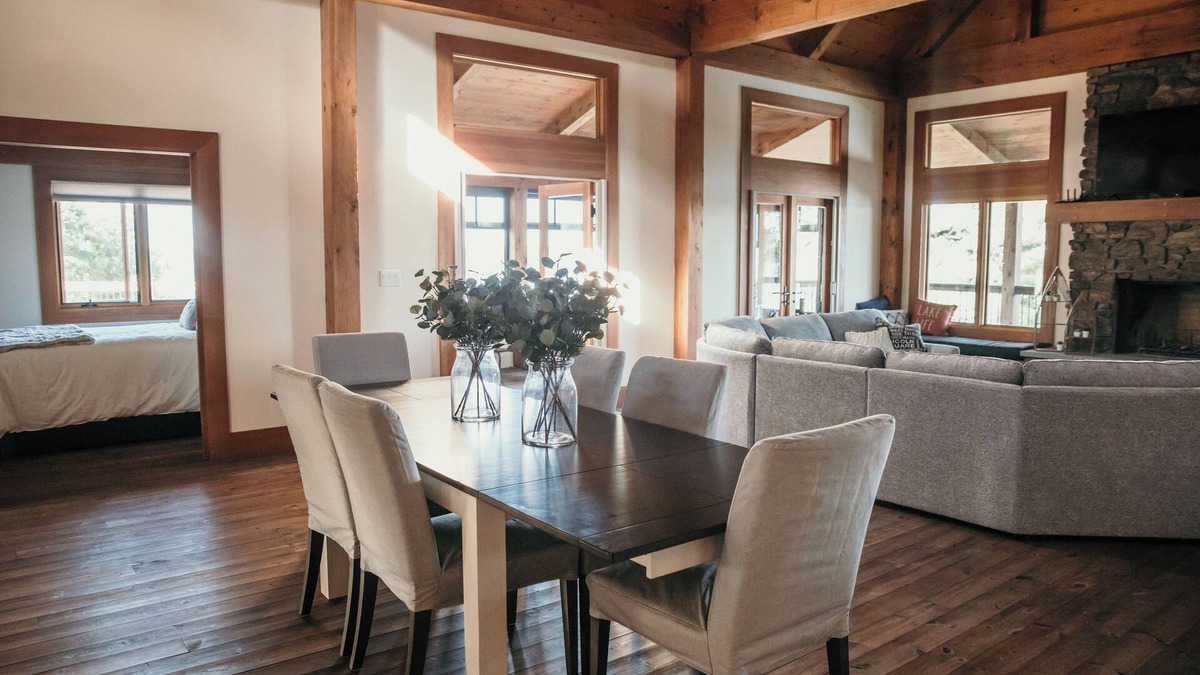 Northern Ontario Cabin | Explore Adventure Island
