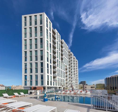 Civic District House | Explore Austin in 1BD condo with resort amenities
