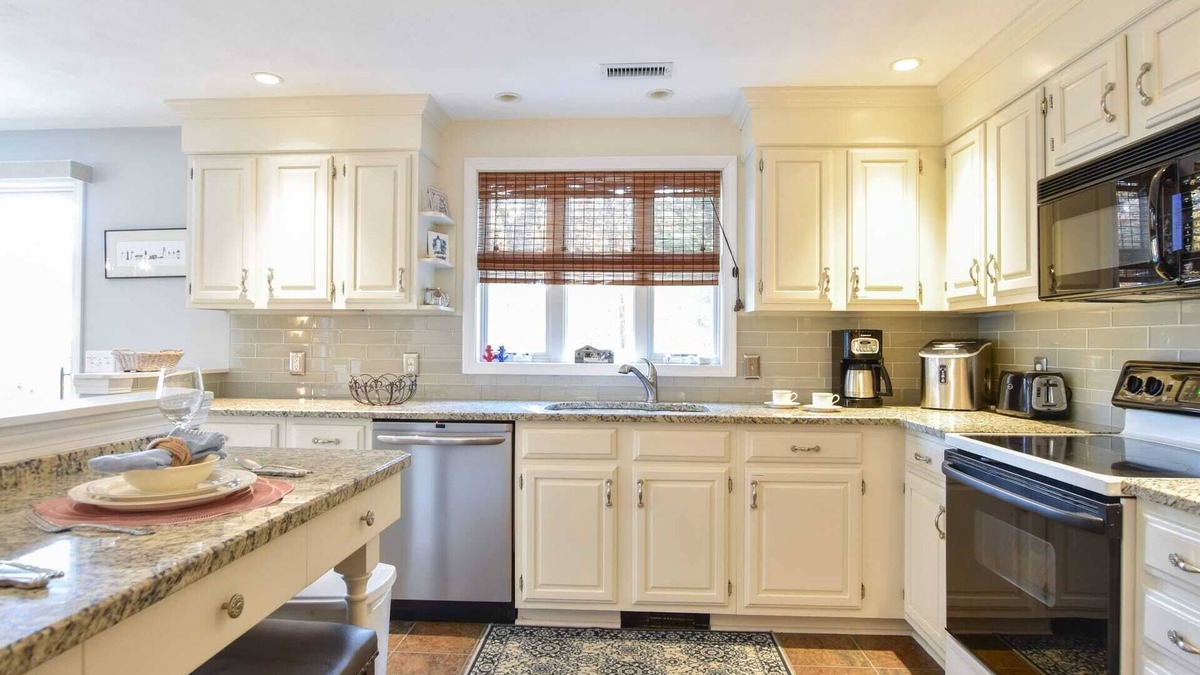 South Orleans House | Explore Downtown and Pleasant Bay!