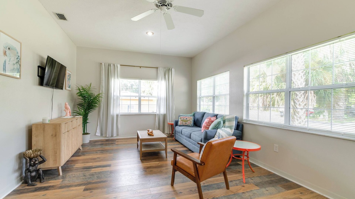 Springs at Kings Bay Condo | Explore Dtwn Crystal River: Walkable Duplex Unit