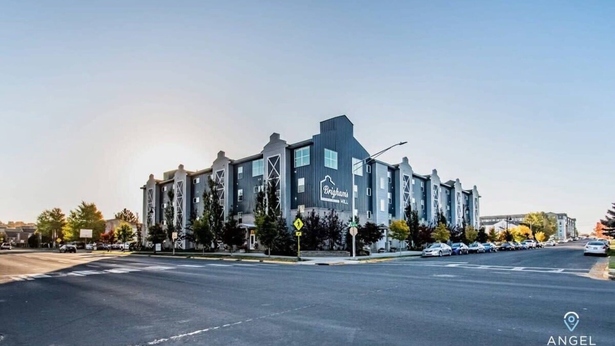 Rexburg Apartment | Explore Natural Parks, Walk to BYU, Gym & Parking