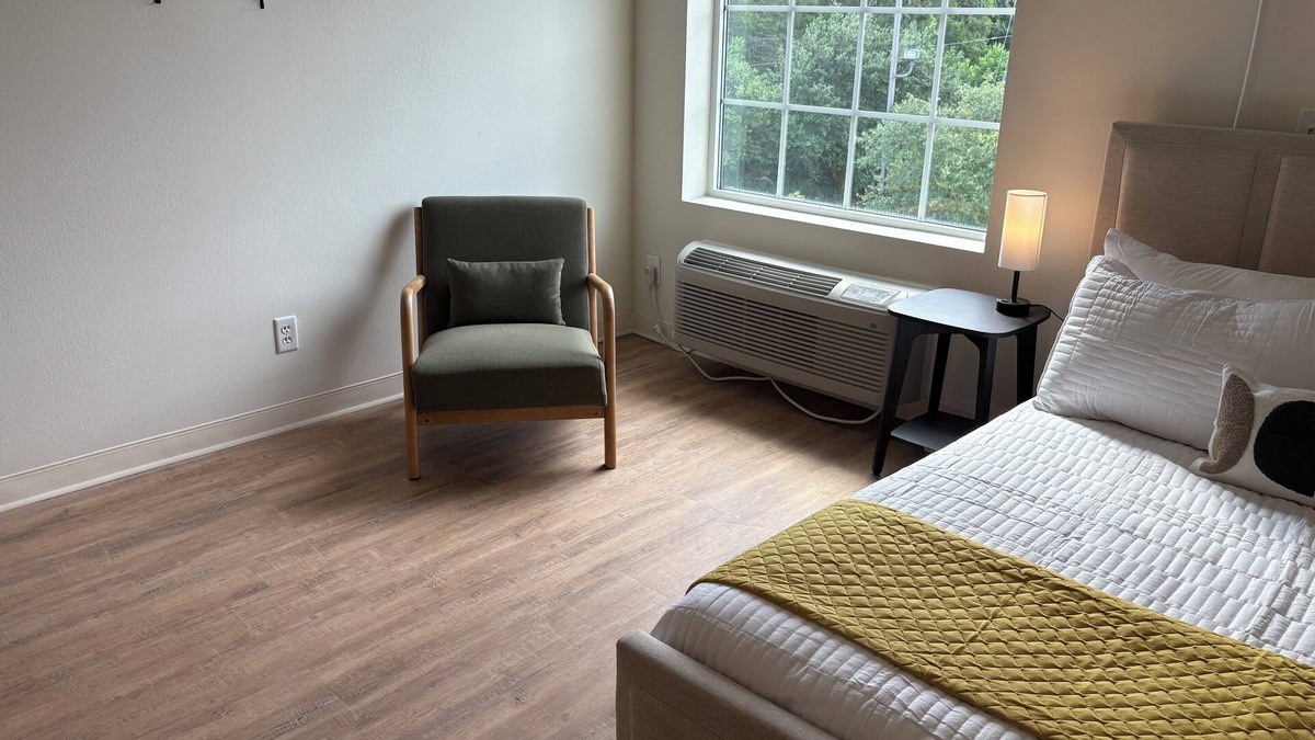 Covington Apartment | Explore our modern amenities, thoughtful floor plans, and prime location.