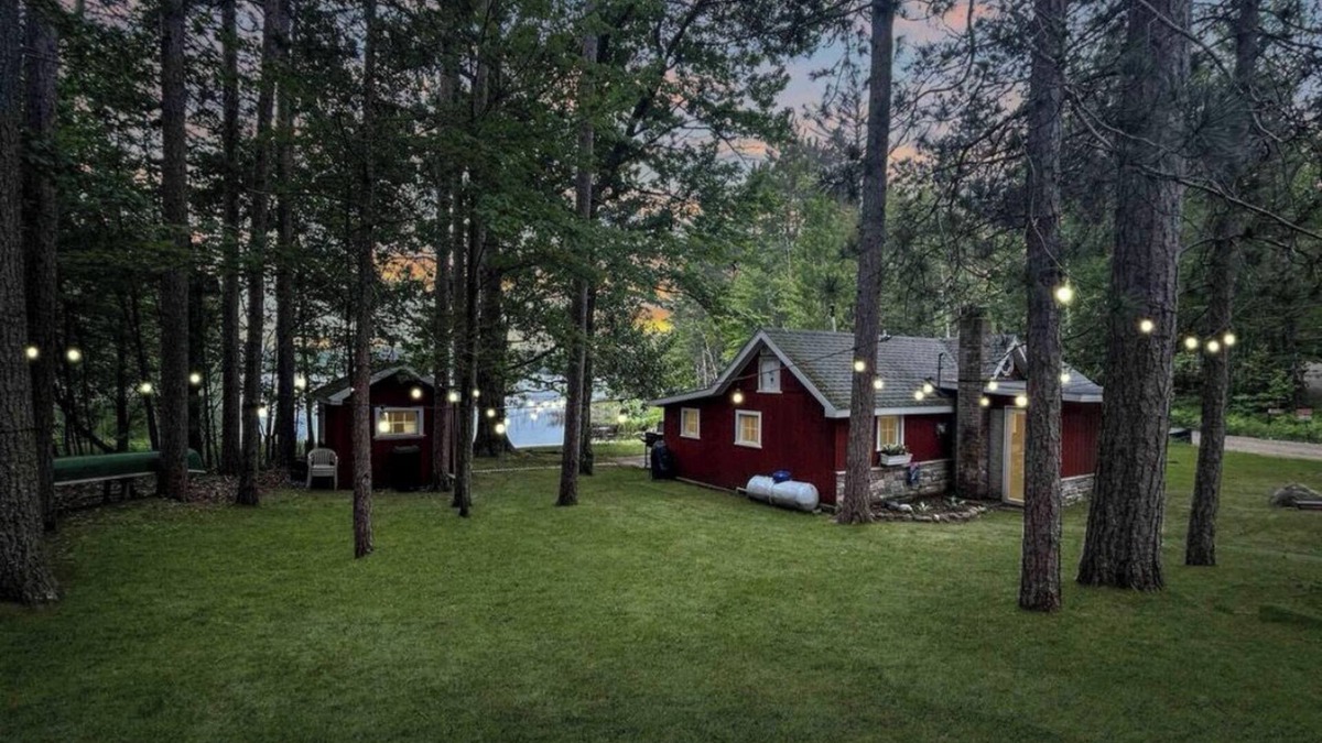 Wetmore Cabin | Explore Pictured Rocks/Hiawatha Forest/Munising on Lost Lake-Kayak, Bike, ORV