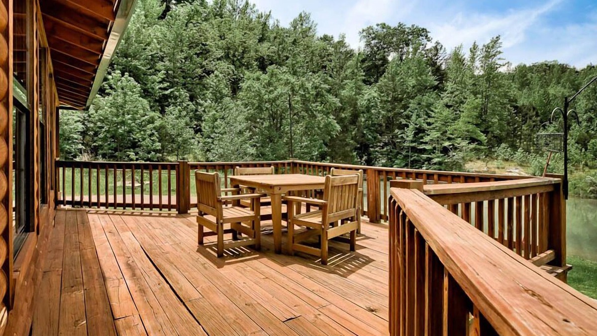 Mt. Sherman Cabin | Explore, Play, Relax In This Charming Cabin Nestled Away On Steel Creek