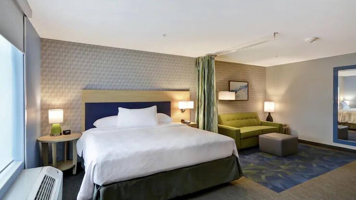 Alpine Center Hotel | Explore, Rest, Enjoy: FREE Breakfast and Parking, Onsite Pool, Pets Allowed