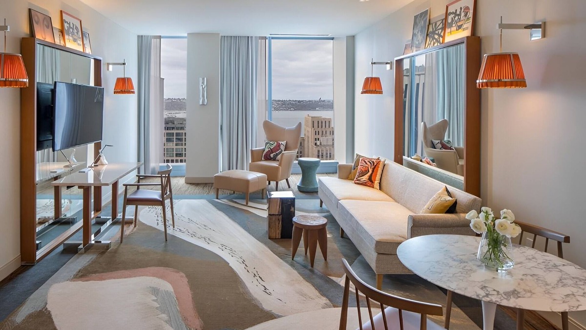 Downtown Seattle Hotel | Explore Seattle from a Chic Room w/Skyline Vistas Steps From Iconic Attractions