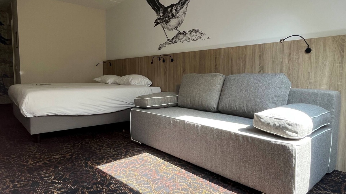 Bruggenmors House | Explore The Best Of Enschede — Museums, Trails, And Free Parking Nearby