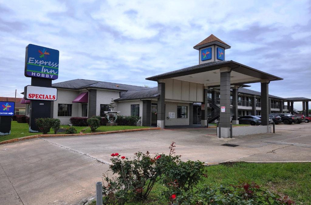 Southeast Houston Hotel | Express Inn Hobby Airport