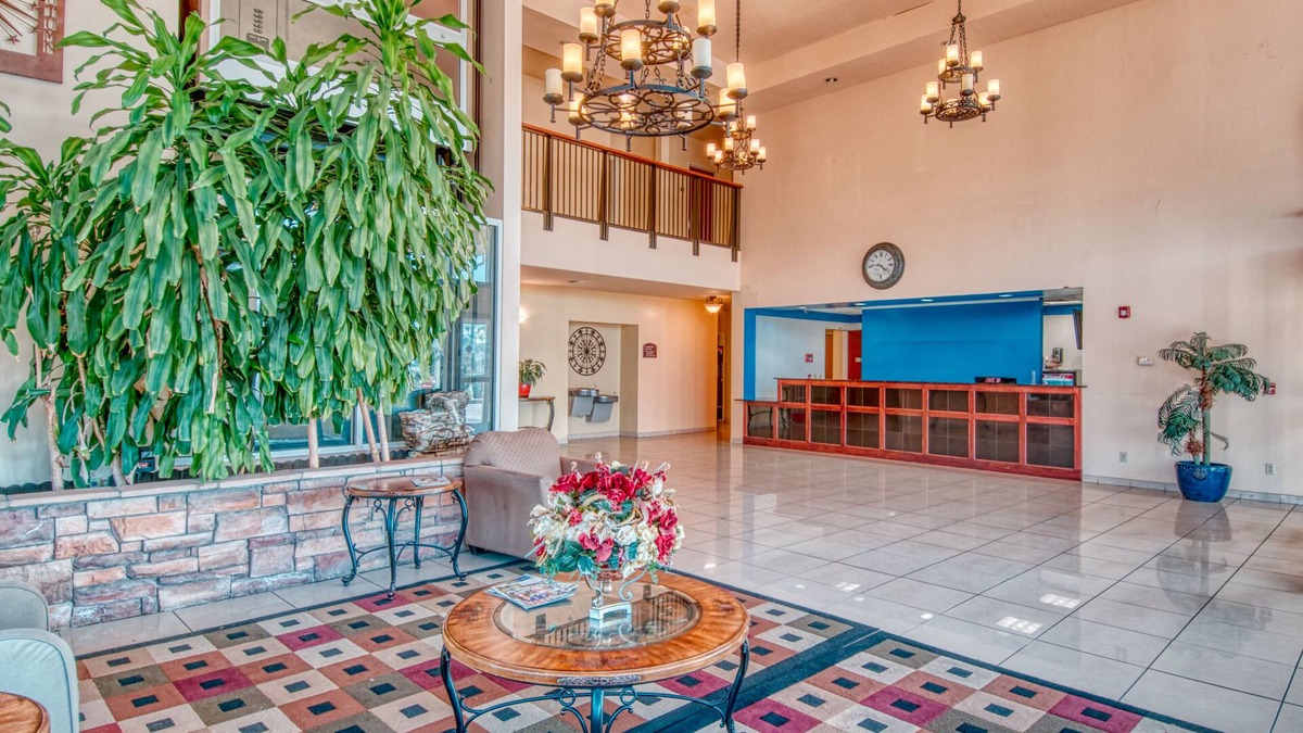Norman Hotel | Express Inn & Suites