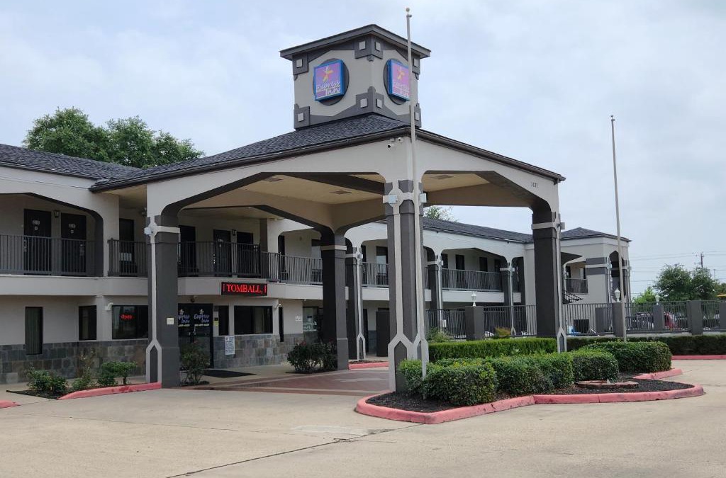 Tomball Hotel | Express Inn Tomball