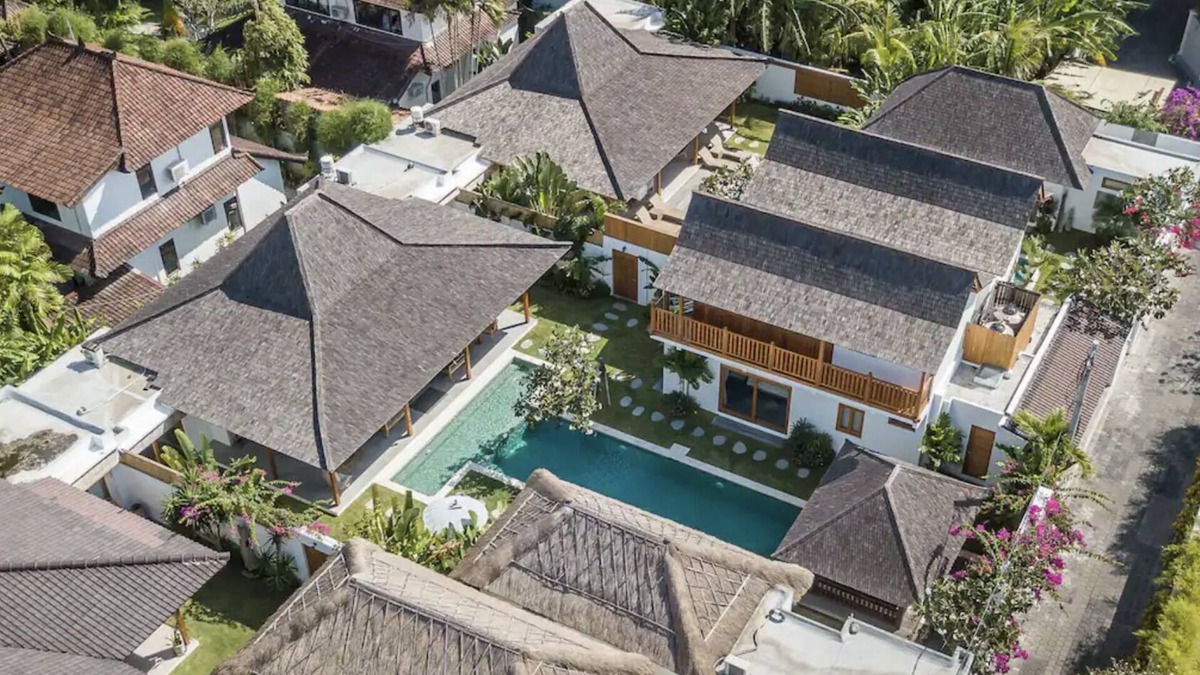 Petitenget Villa | Exquise Tropical Dream Villa in Oberoi, Seminyak.