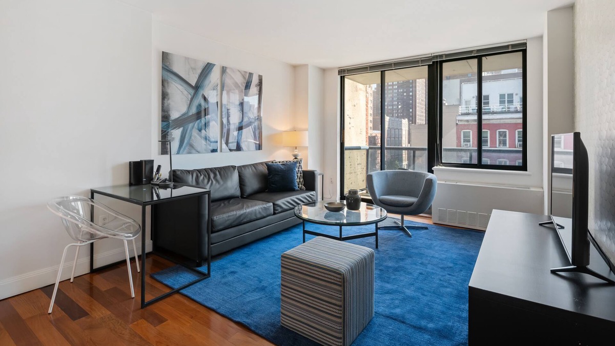 Gramercy Apartment | Exquisite 1 Bedroom in Gramercy Park & Subways