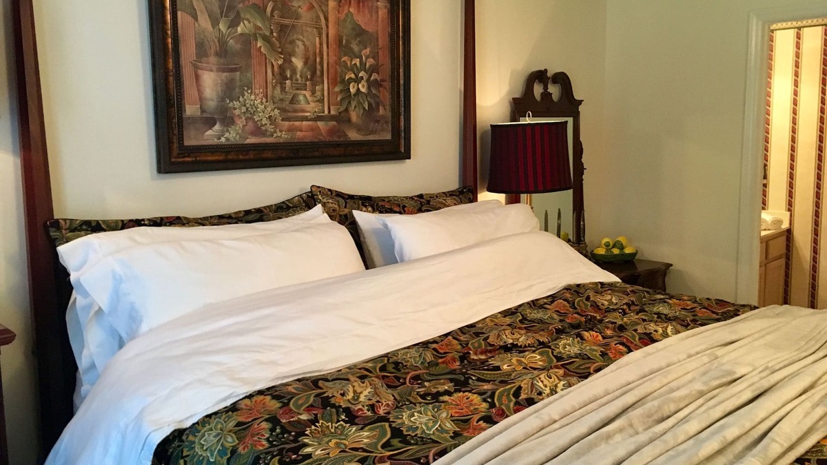 Greenville Cottage | Exquisite 2BR Ranch-Style Home Prime Greenville Location