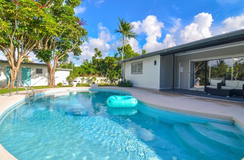 Westward Villas Subdivision House | Exquisite 3 Bedroom Luxury Home Near To Baha Mar