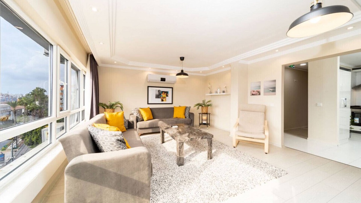Kaleici Apartment | Exquisite Flat with Sea View Near Hadrian Gate