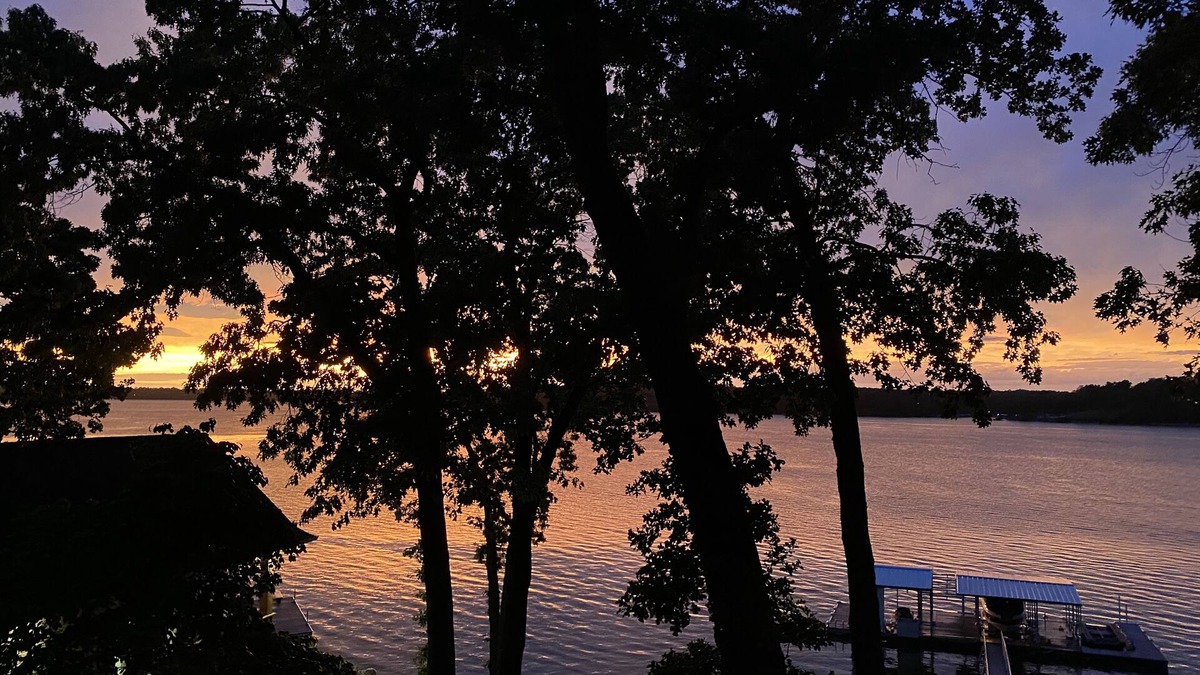 Grove House | Exquisite waterfront property on Honey Creek, Grove Ok