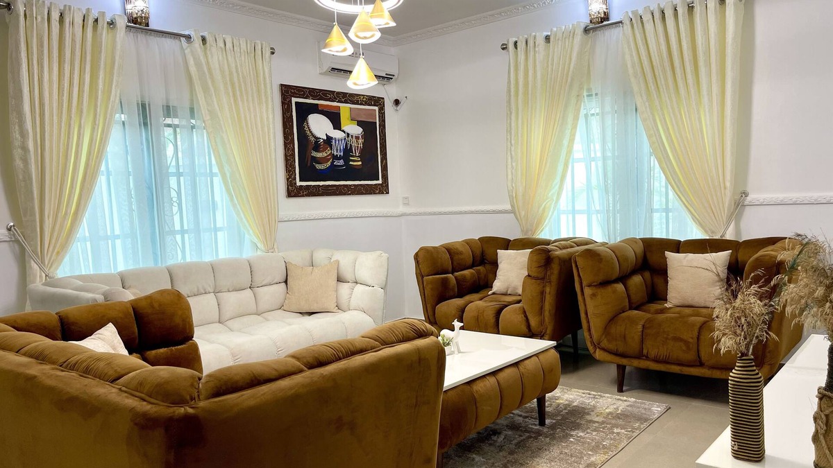 Asokoro House | Exquisitely Furnished 5-bedroom Duplex