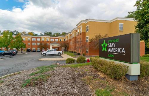 Northville Hotel | Extended Stay America Suites - Detroit - Novi - Orchard Hill Place