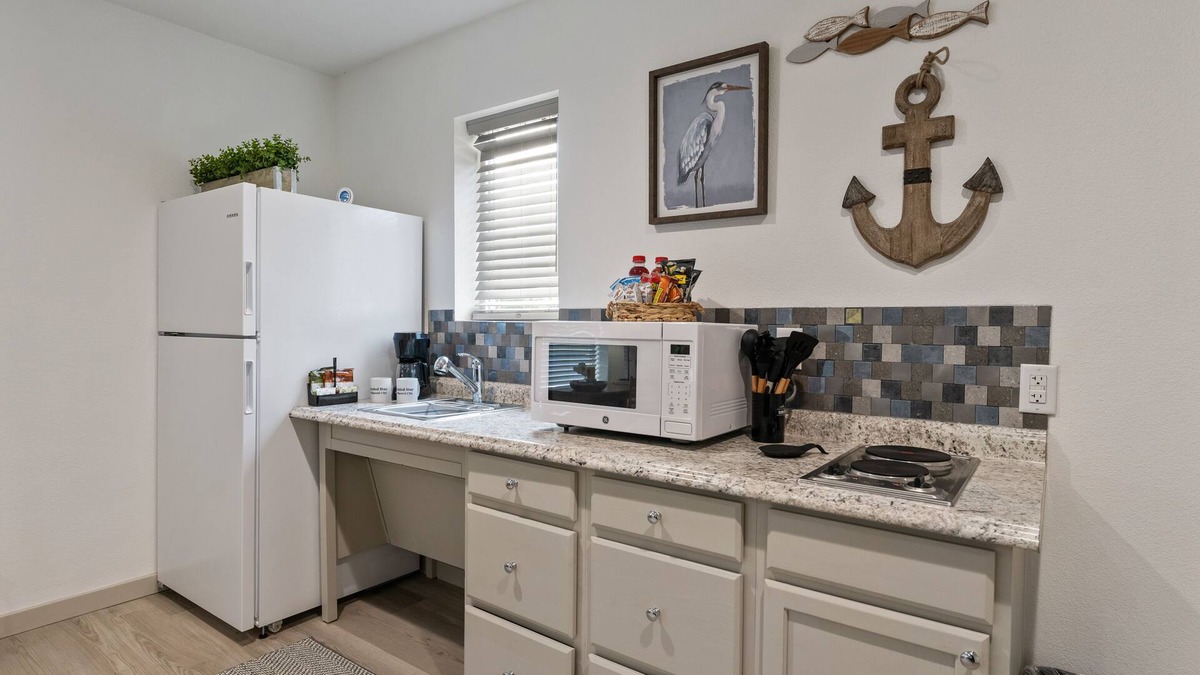 Gun Barrel City Hotel | Extended Stay Gun Barrel City