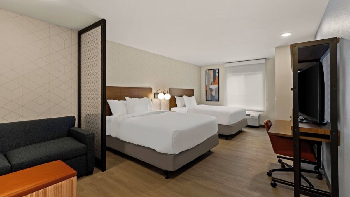 Brownsville Hotel | Extended Stay Suites | 2 Units | Brownsville TX Location