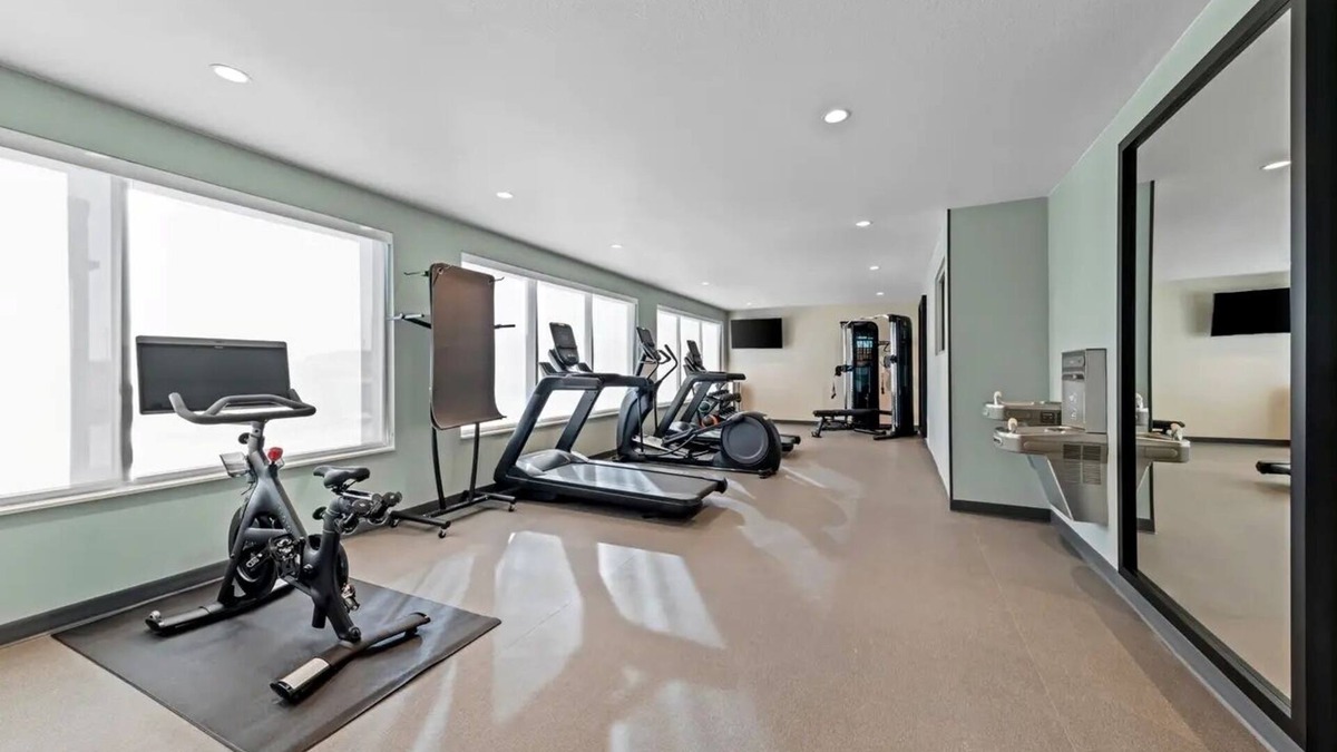 Waco Hotel | Extended Stay Suites | 4 Units | Near Baylor University