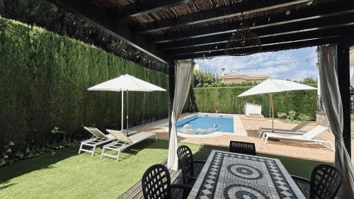 Otura House | Extraordinaria Villa con piscina y chimenea