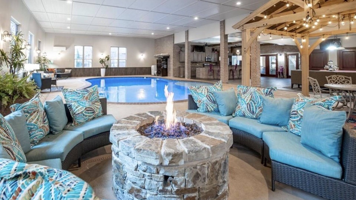 Central Oklahoma City House | Extravagant Heated Indoor pool w/3 beds, 3 baths! n