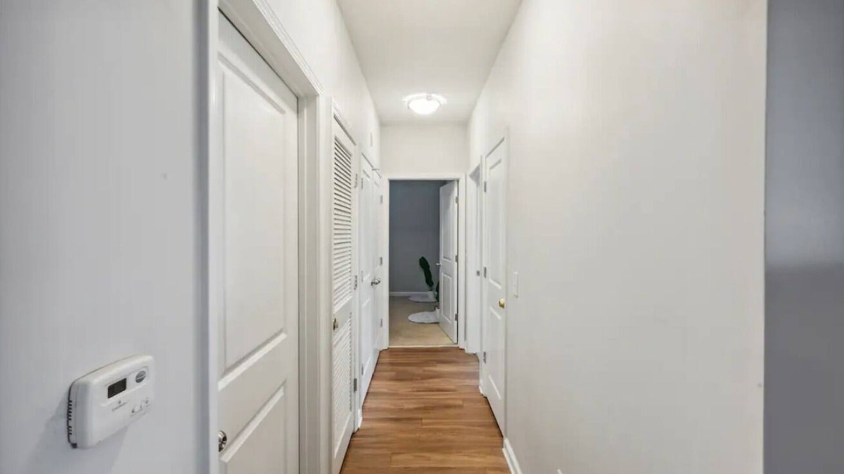 Loring Heights Apartment | Extravagant & LUXURY living! The heart of Atlanta