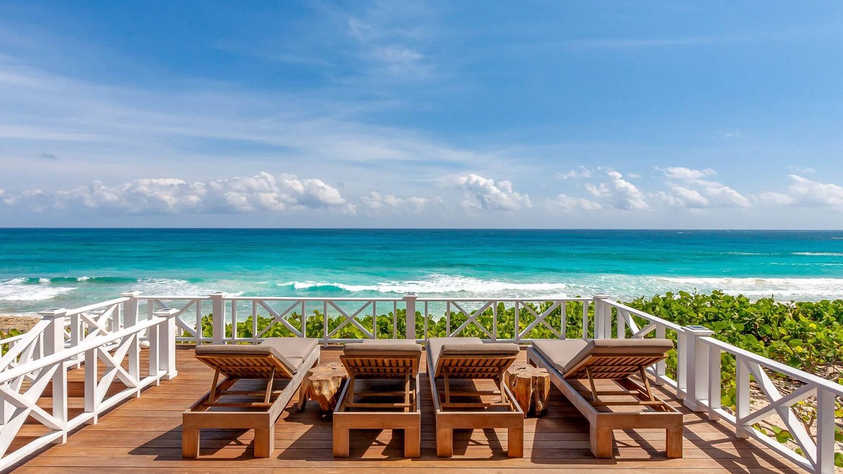 Great Guana Cay House | Extravagant Oceanfront Estate with Putting Green & Bocce Ball Court nStarlink