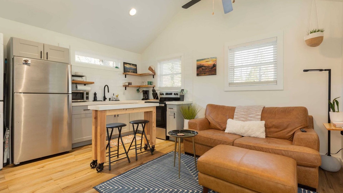 Fletcher Cottage | Extremely Clean | Cozy | Pet-Friendly Cottage