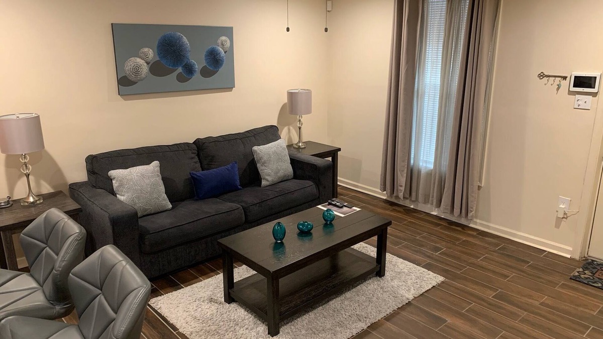 Highlands - Perkins Apartment | F-Beautiful Apartment/Customed Luxury Design Apartment F