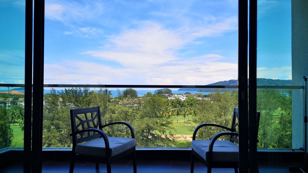 Downtown Kota Kinabalu Condo | F-Zen Suite - The Loft Imago - SeaView + Sunset View Condo