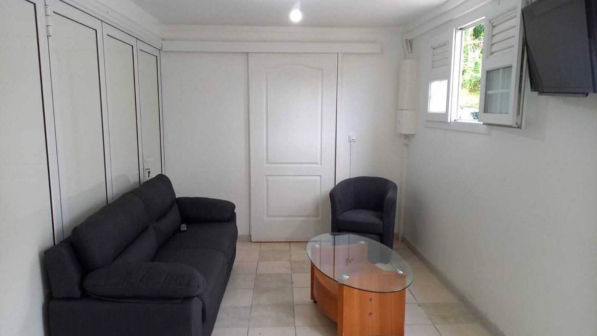 Basse-Pointe House | F2/F3 APARTMENT BELOW VILLA