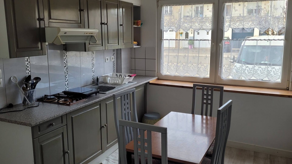 Charency-Vezin Apartment | F2 Ground floor