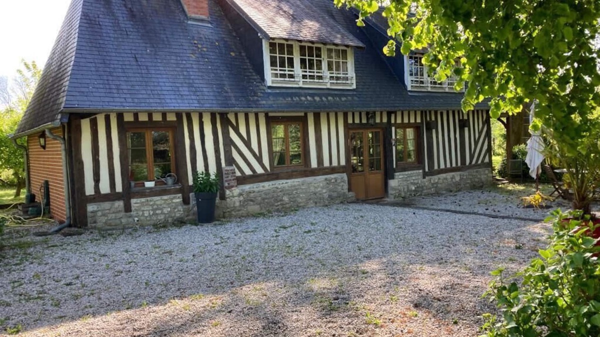 Saint-Vaast-en-Auge House | F3 house with garden in Saint-Vaast-en-Auge